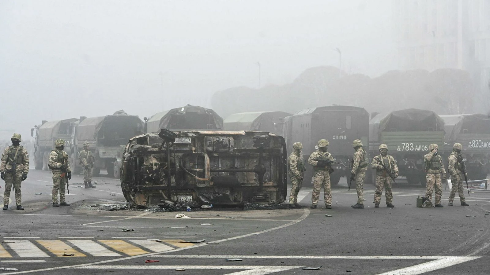 Kazakistan'da yaklaşık 8 bin kişi gözaltında!